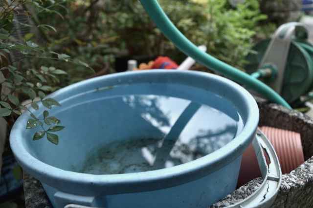 水たまりが出来にくくしてボウフラを発生させない