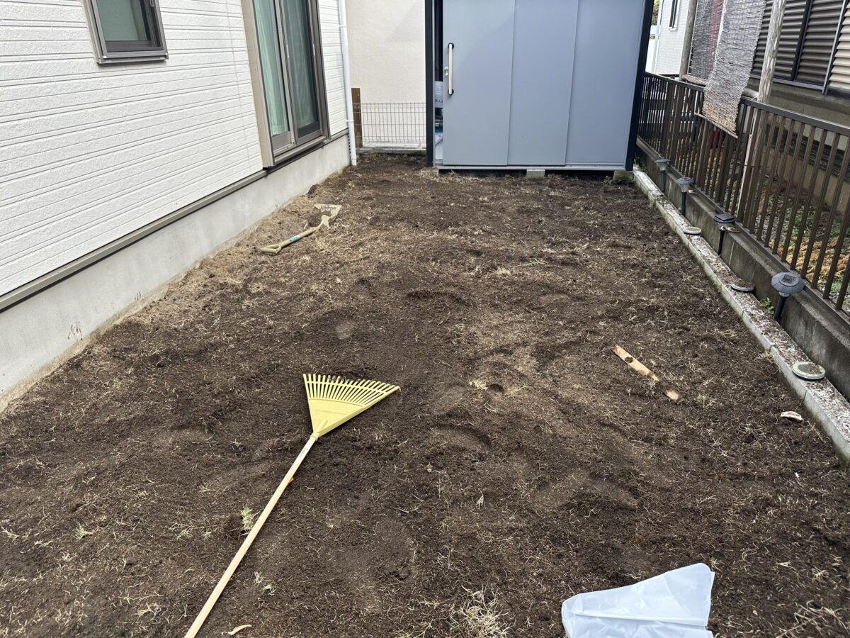 石まわりの下地処理と水はけをしっかり整える